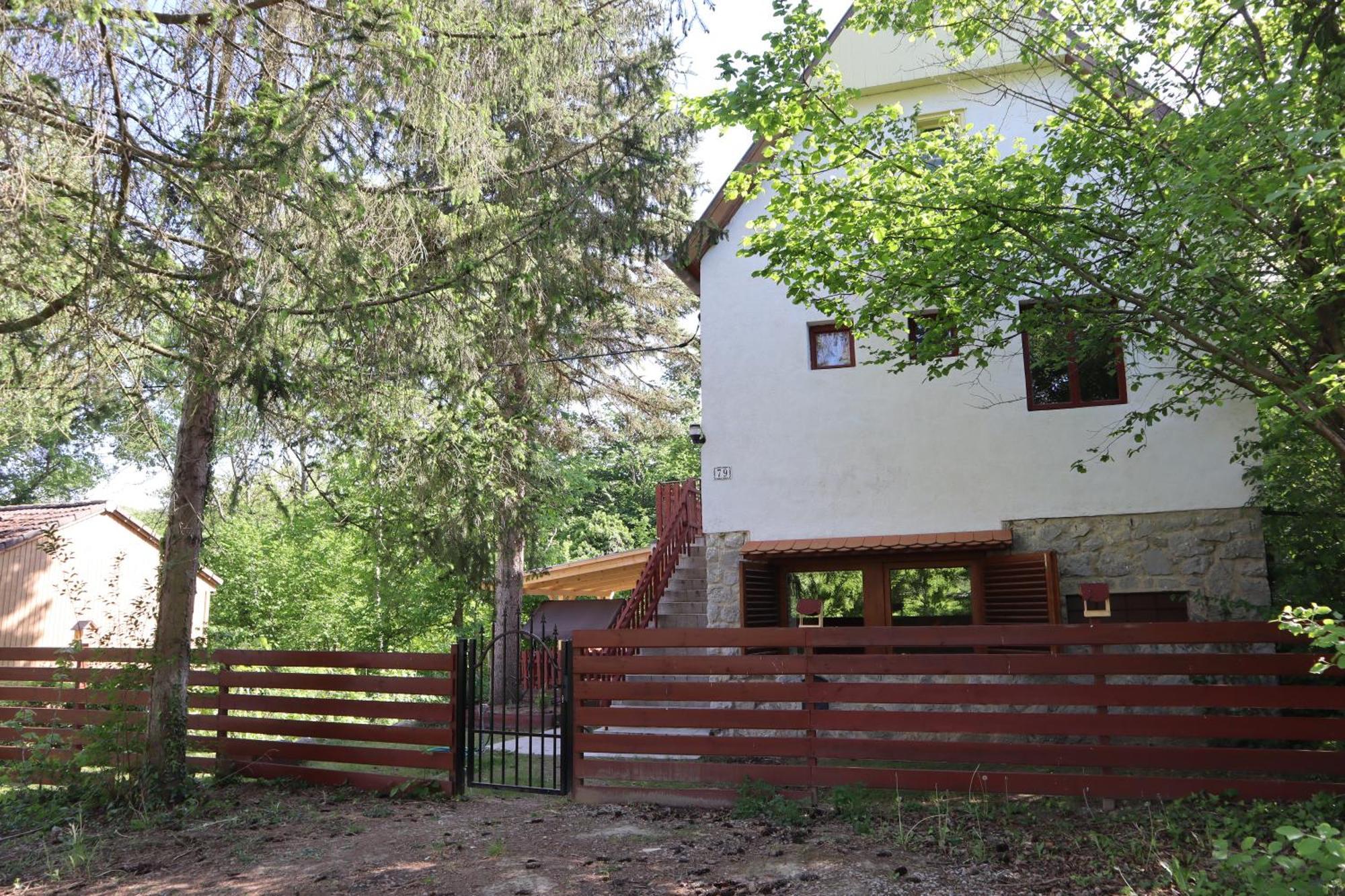 Madarles Vendeghaz Abaliget Exterior foto